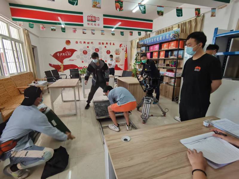 衡阳广告片拍摄公司：极简主义践行者，少即是多的视觉哲学